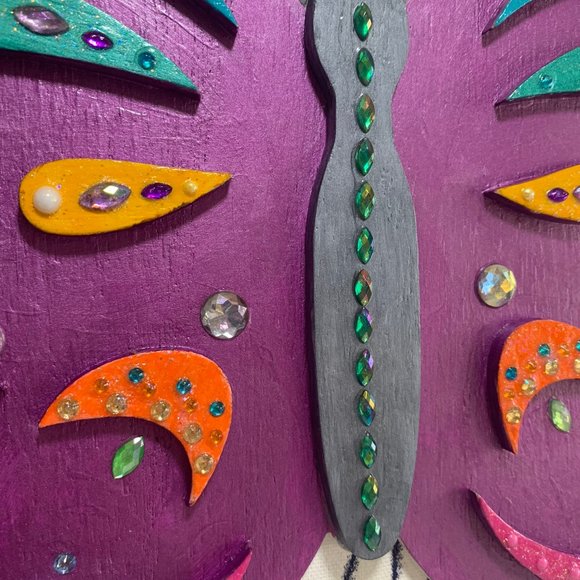 ⭐️#615- Hand Painted Wooden Butterfly - Picture 8 of 8